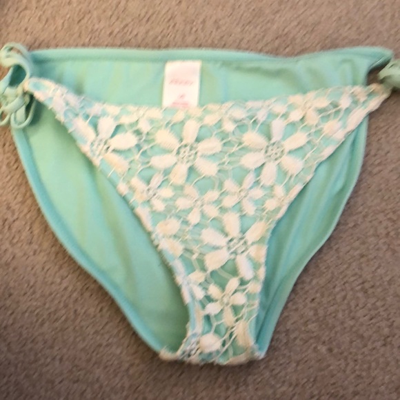 Unlisted - Picture 5 of 11